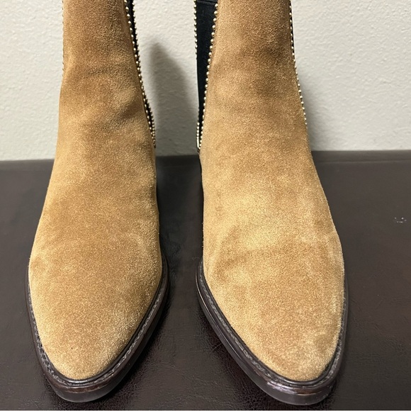 COACH -Bowery Chelsea Bootie - Camel Suede - US 9.5 - Picture 10 of 10